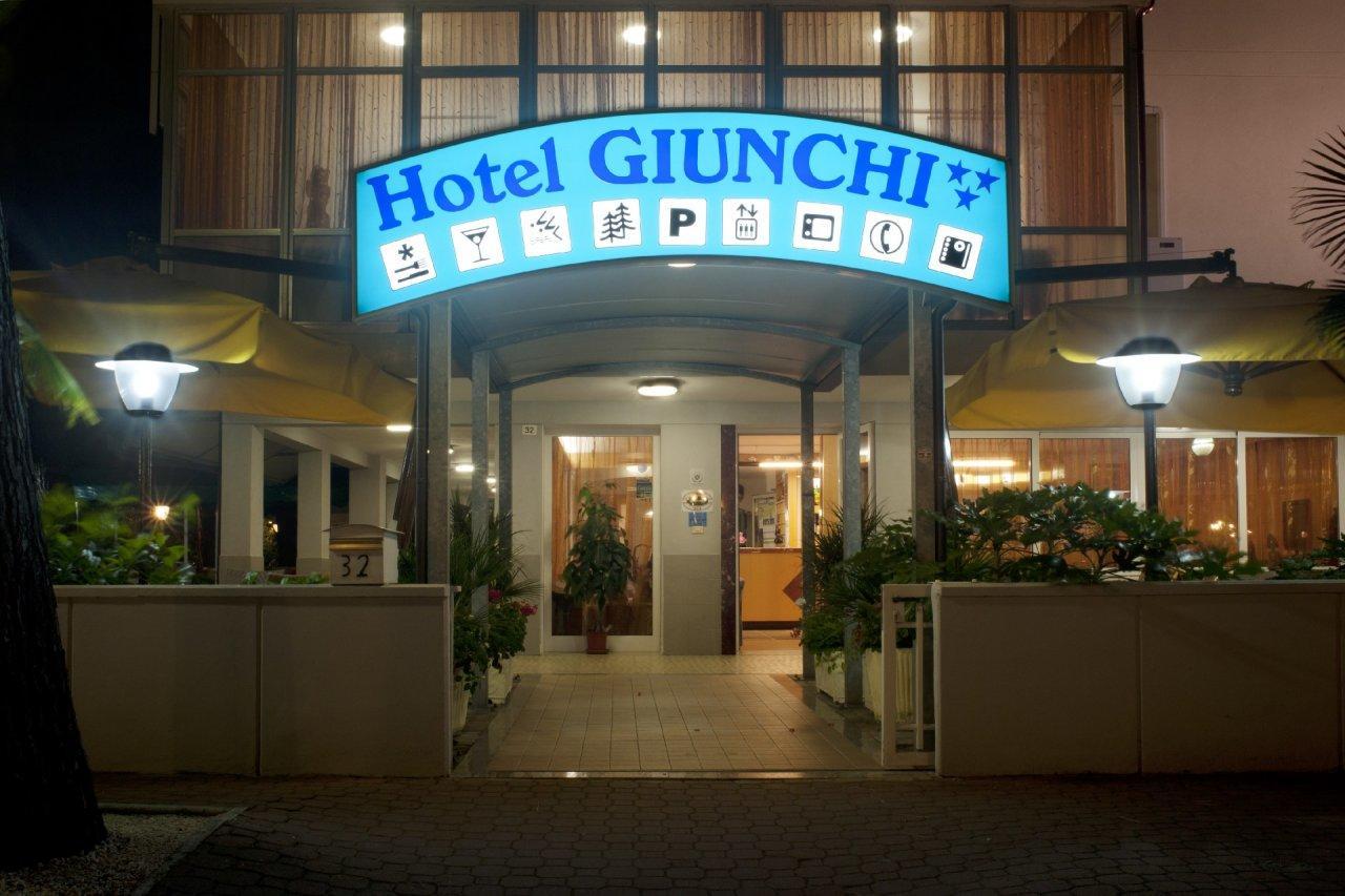 Hotel Giunchi Cervia Exteriör bild