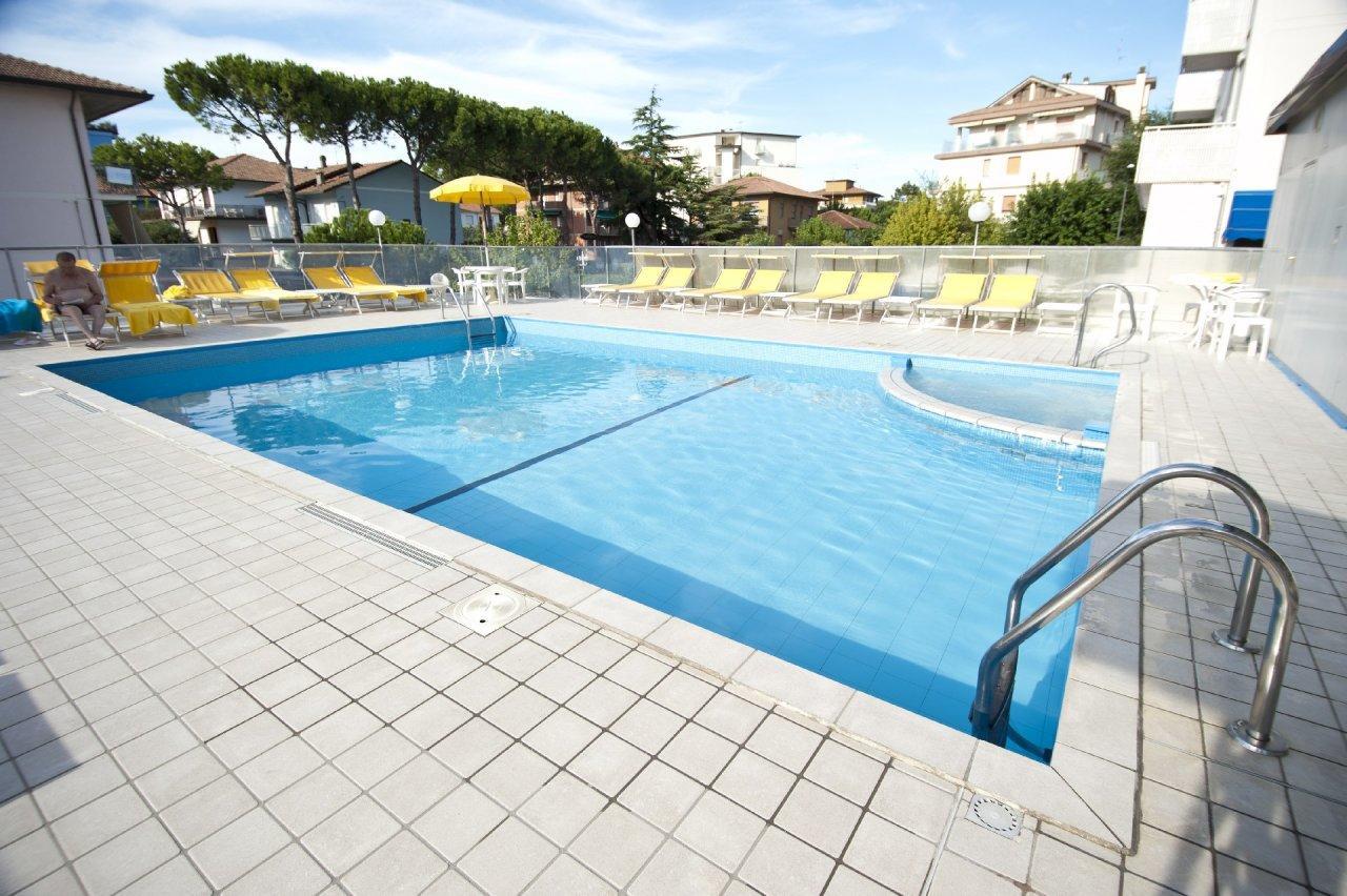 Hotel Giunchi Cervia Exteriör bild